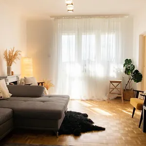  Apartament Firpo