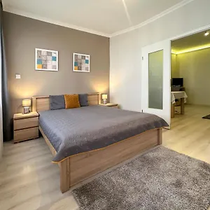 Asboth Taylor Apartament Budapeszt